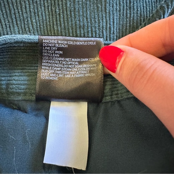 Uniqlo Corduroy Button Skirt Size 0 - Picture 4 of 4